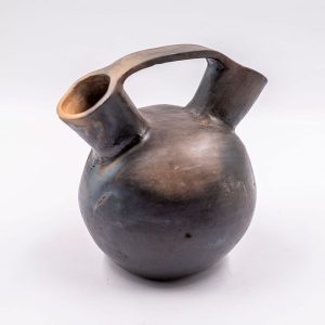 Metawe ennegrecido S de dos bocas y un arco