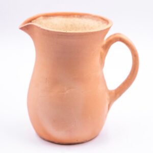 Jarra cerámica ancha con asa